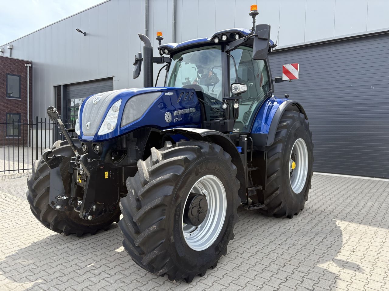 New Holland T7.300 PLMi AutoCommand