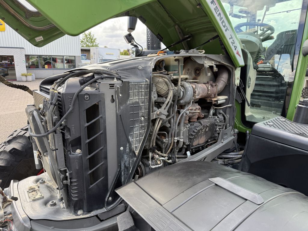 Fendt 724 S4 Profiplus