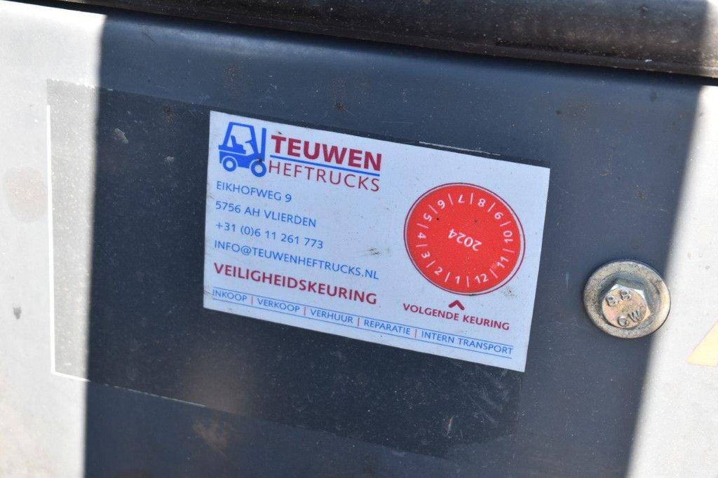 Gabelstapler Linde H30T Treibgas 3000kg