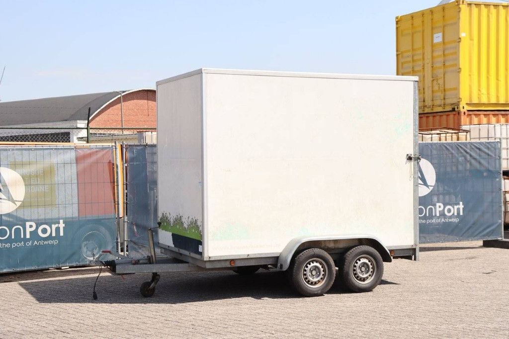 Closed Trailer Midas MT 2600kg 2009