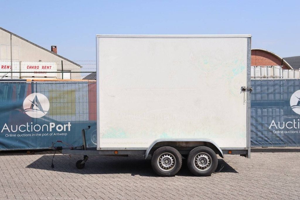 Closed Trailer Midas MT 2600kg 2009