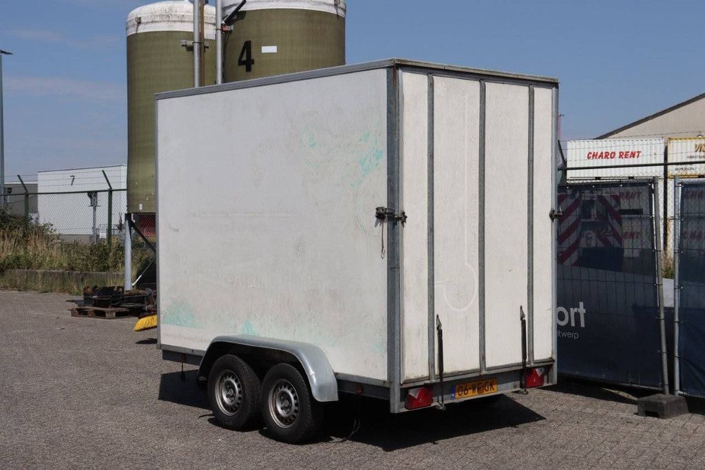 Closed Trailer Midas MT 2600kg 2009