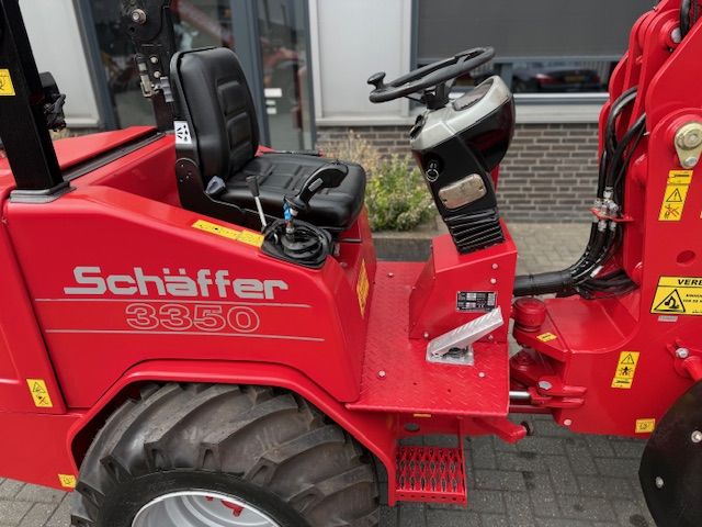 Schäffer 3350 50PK Minishovel Kniklader Laadschop Giant Weideman