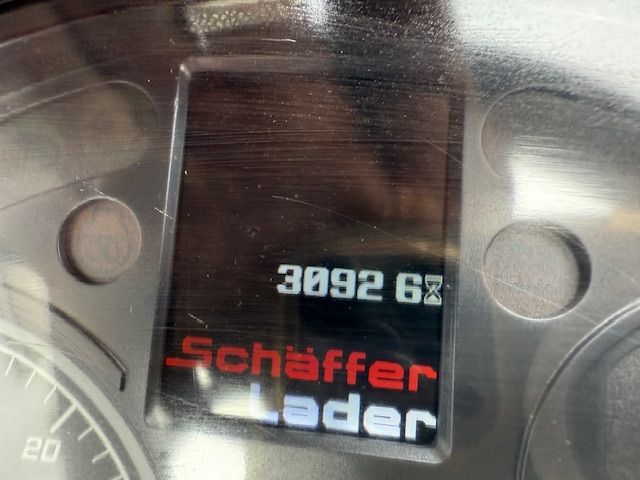 Schäffer 3350 50PK Minishovel Kniklader Laadschop Giant Weideman