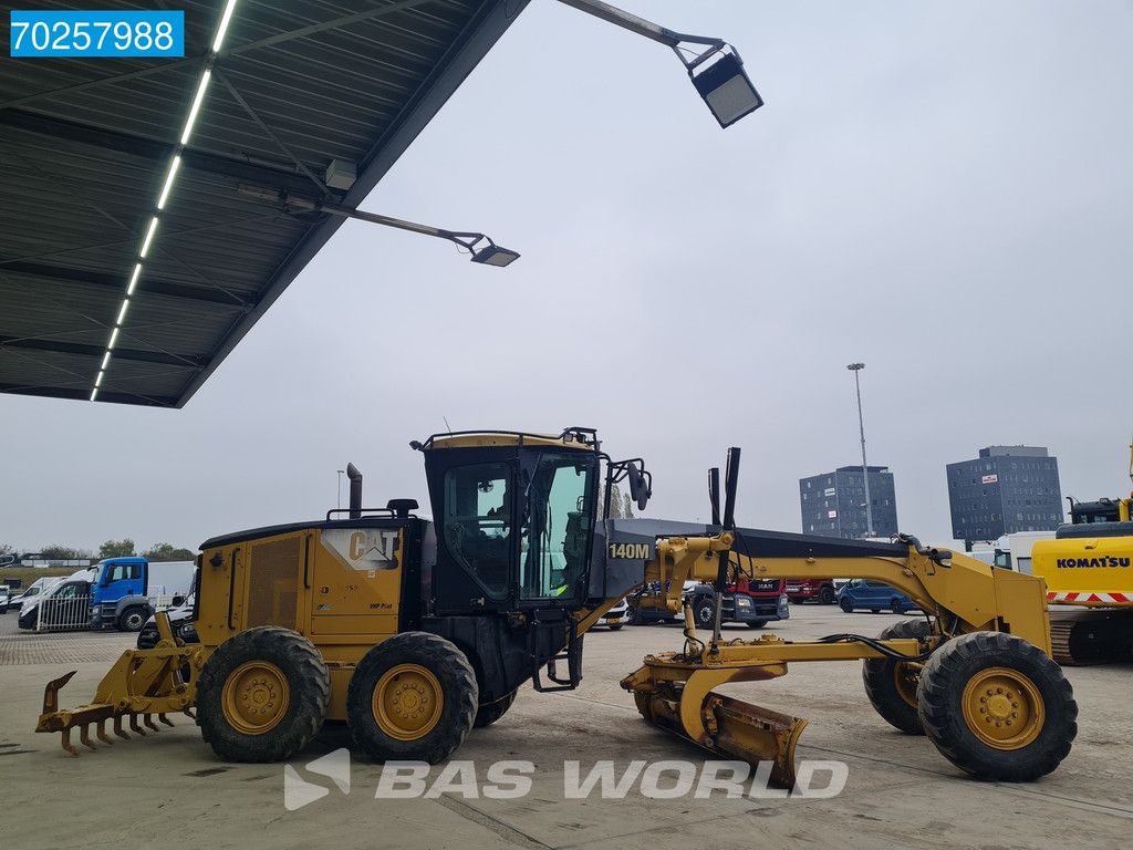 Caterpillar 140M