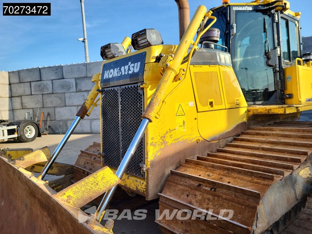 Komatsu D65 PX -18