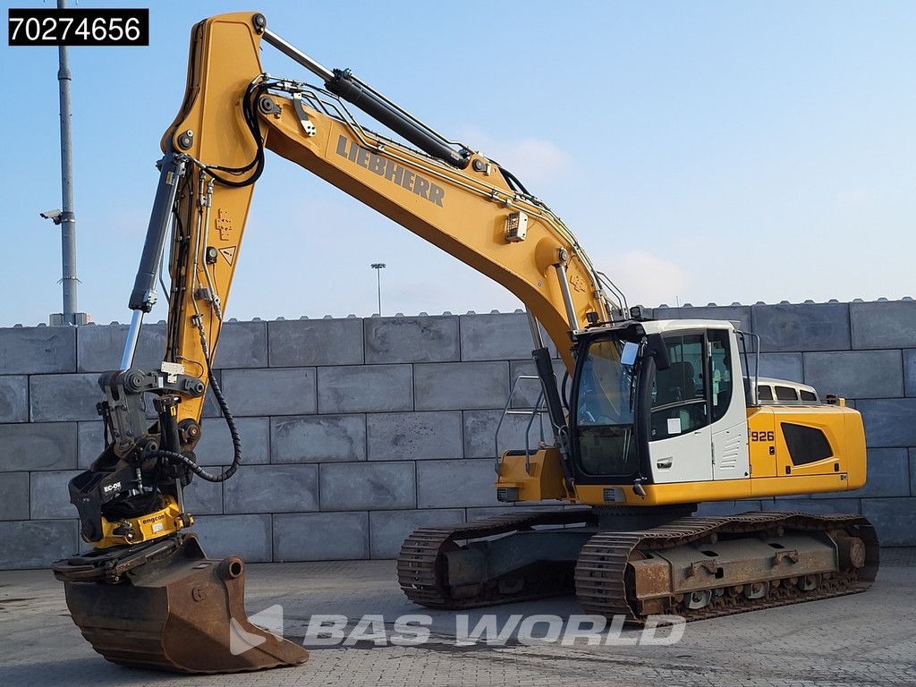 Liebherr R926 WLC 2 BUCKETS