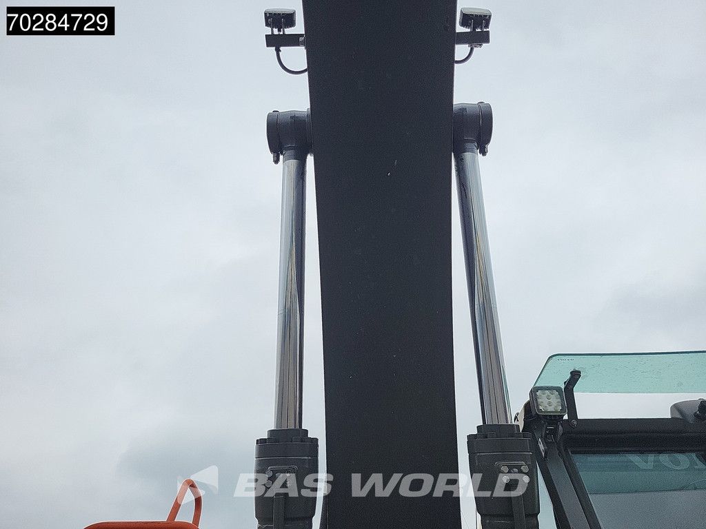 Volvo EC200 E L