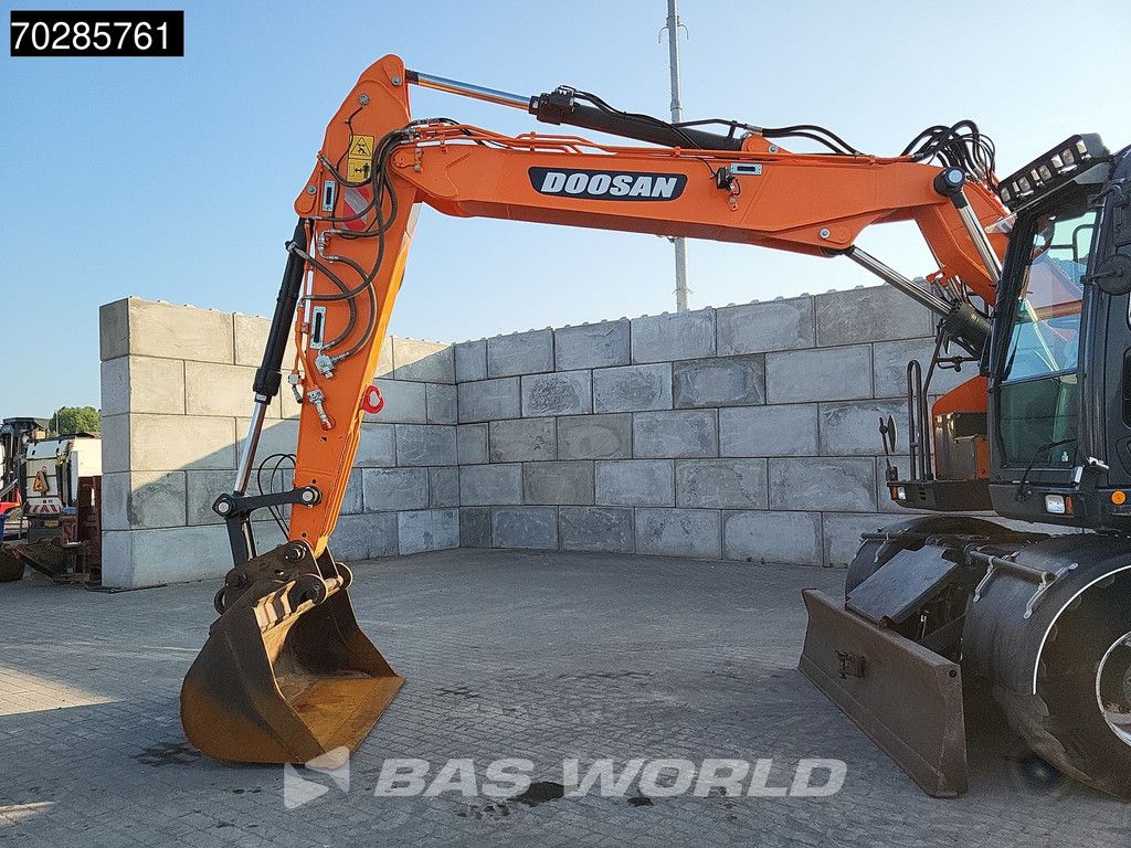 Doosan DX165W-5 DUTCH MACHINE