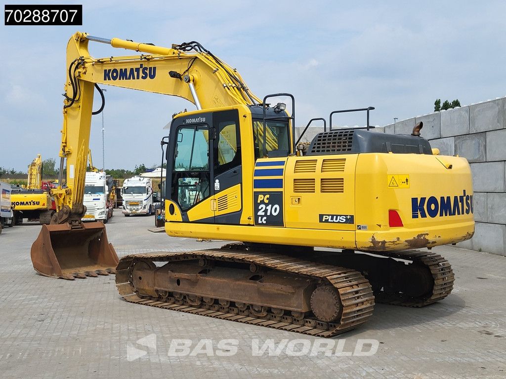 Komatsu PC210 LC-10