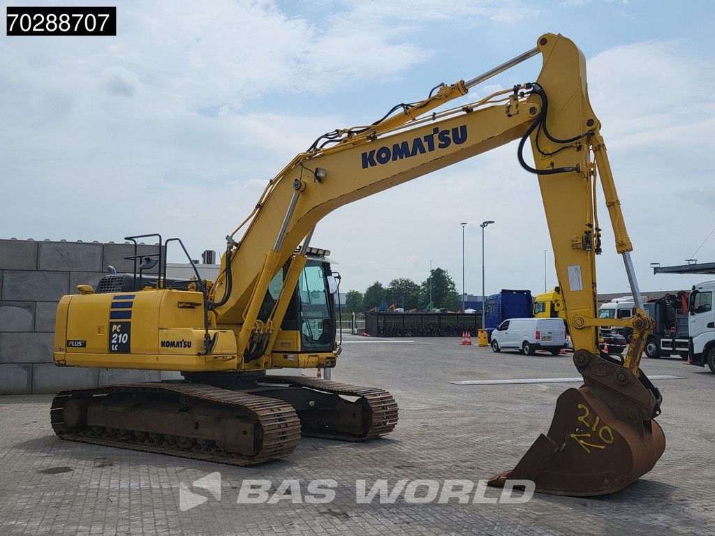 Komatsu PC210 LC-10