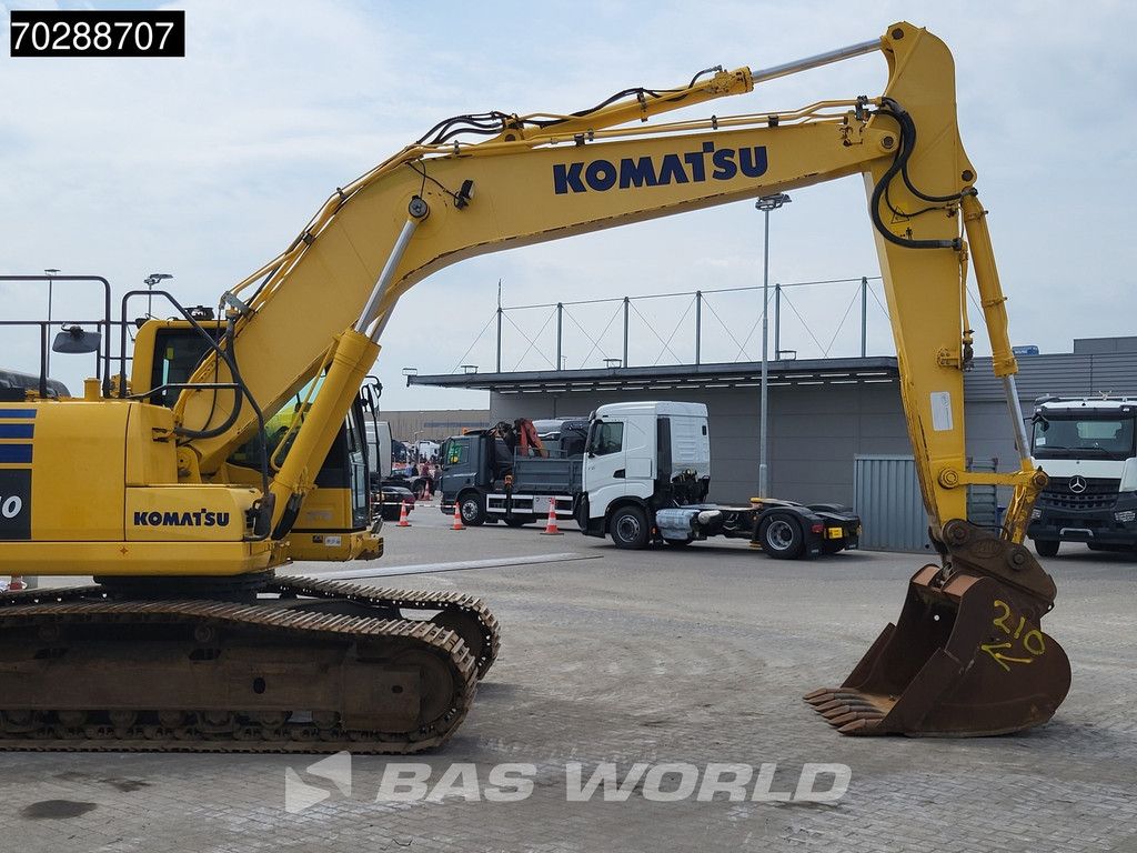 Komatsu PC210 LC-10