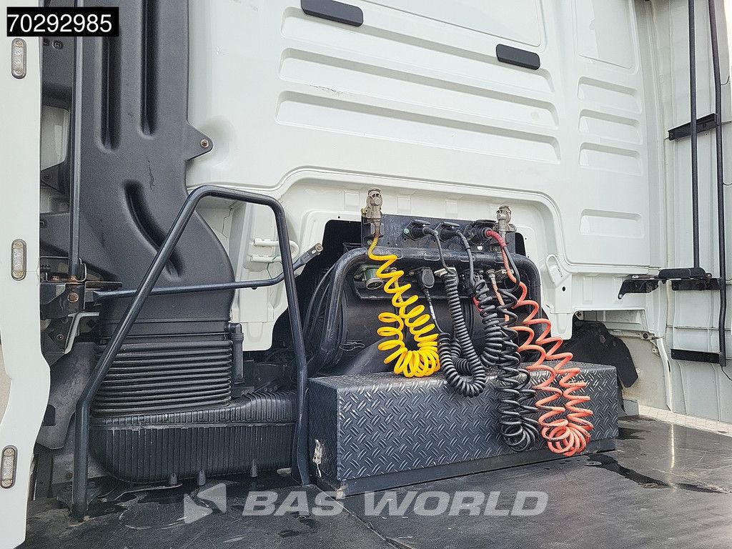 MAN TGX 26.440 6X2 NL-Truck XLX Lift+Lenkachse 2xTanks ACC Euro 6