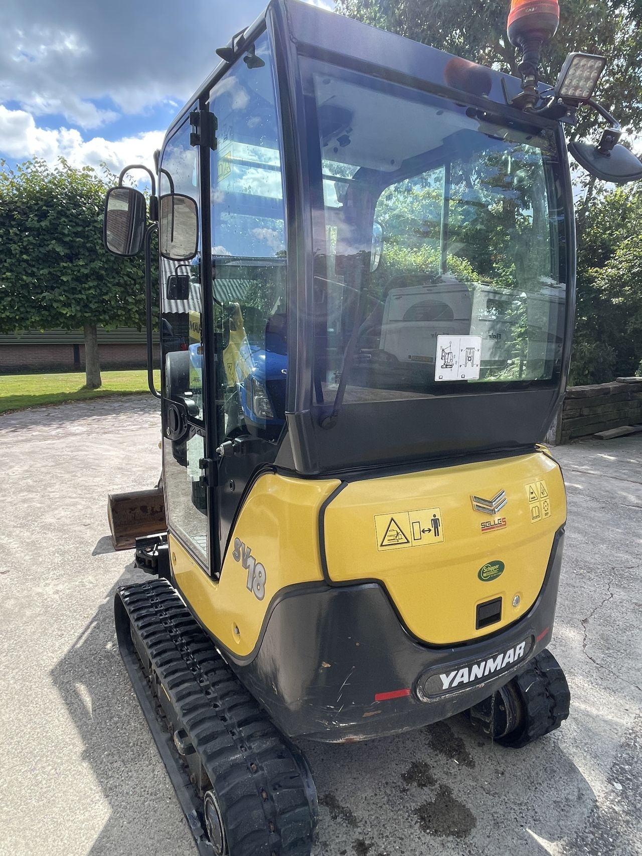 Yanmar SW18 minigraver / minikraan