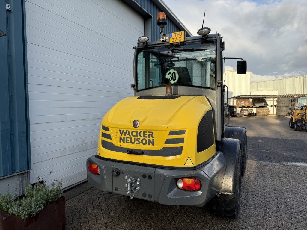WACKER WL52 ( BJR 2015 ) 2740 UREN