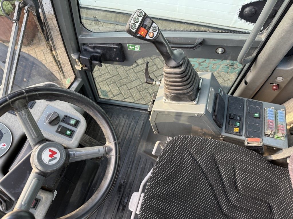 WACKER WL52 ( BJR 2015 ) 2740 UREN