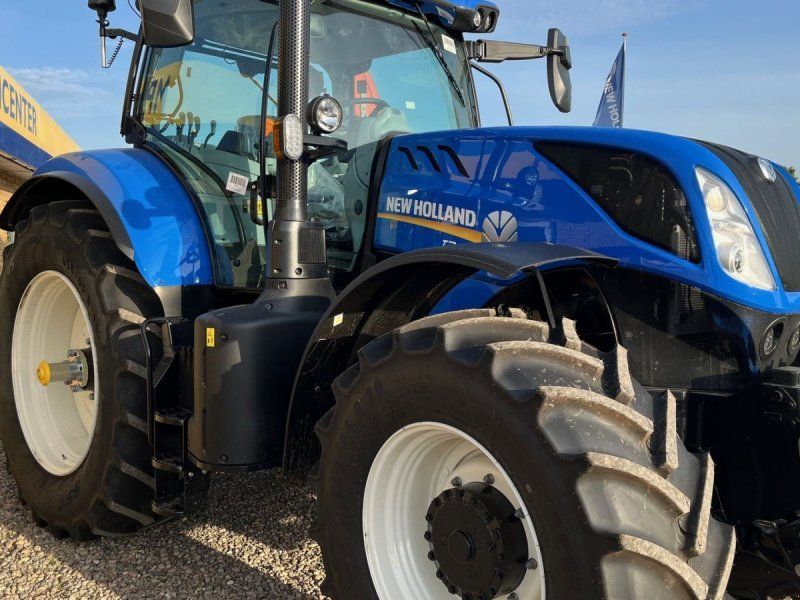 New Holland T7.215 S