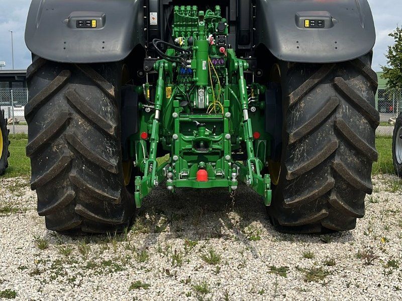 John Deere 6R250 / 6R250
