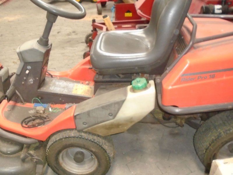 Husqvarna Rider Pro 18
