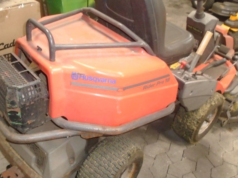 Husqvarna Rider Pro 18