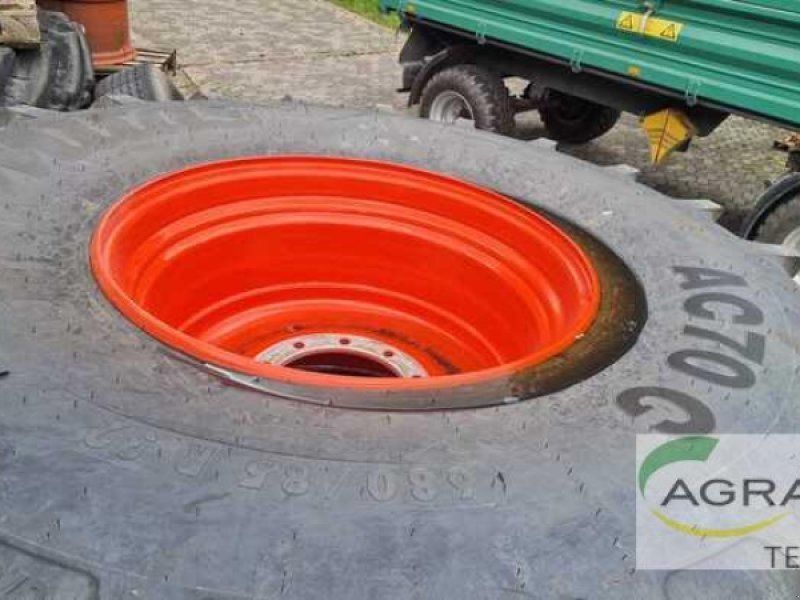 Mitas 680/85 R 32