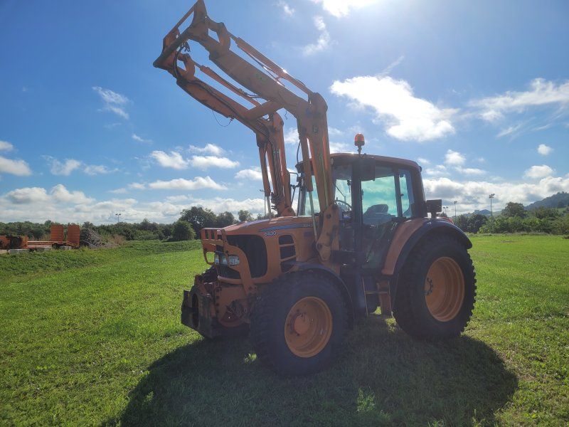 John Deere 6430
