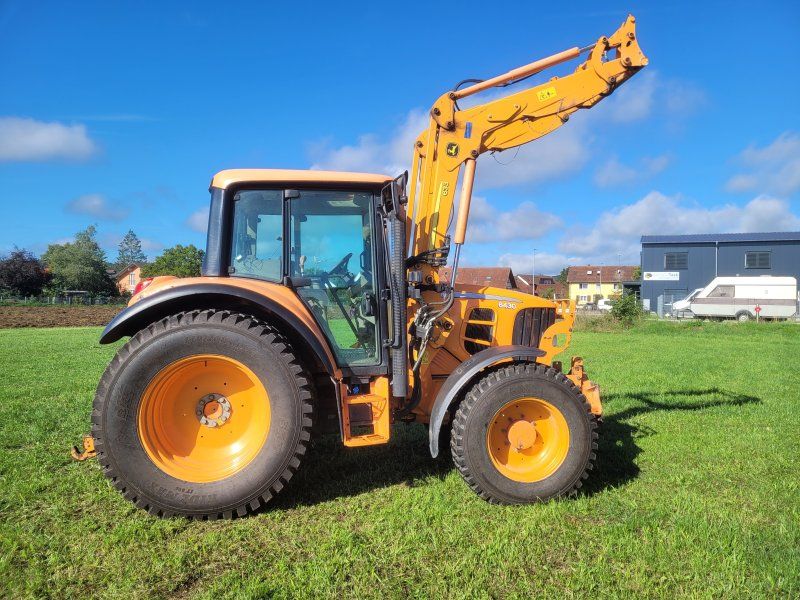 John Deere 6430