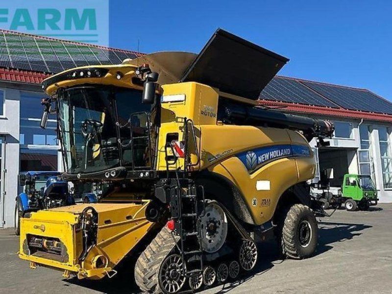 New Holland cr 8.90 10,7msw + sww  intellisense macdon
