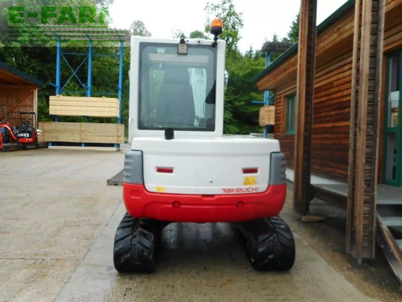 Takeuchi tb 250 ( 4.965kg ) hydr. sw + 2 löffel + alle le