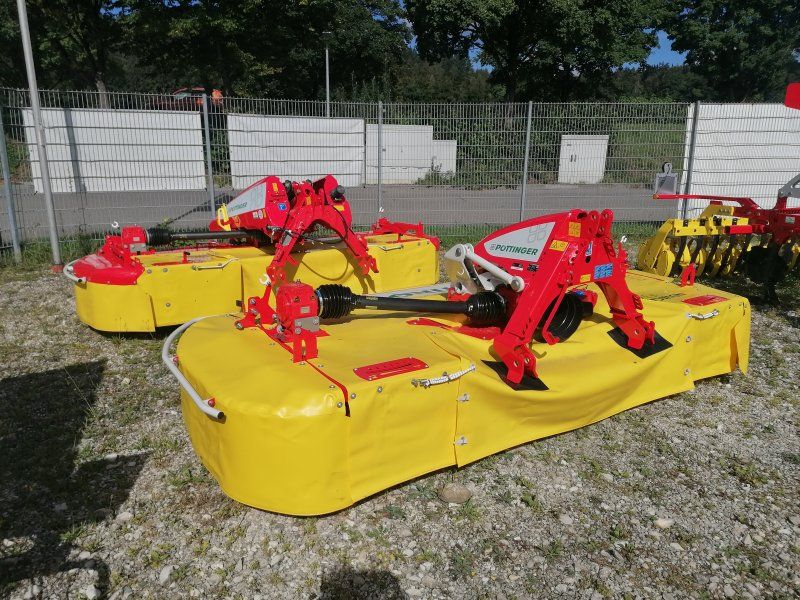 Pöttinger Novacat F 3100