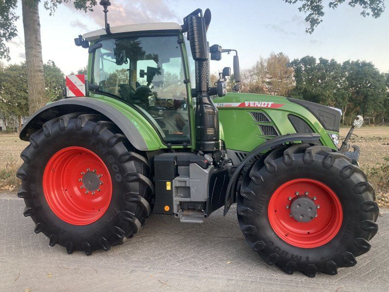 Fendt 724 Vario Profi+