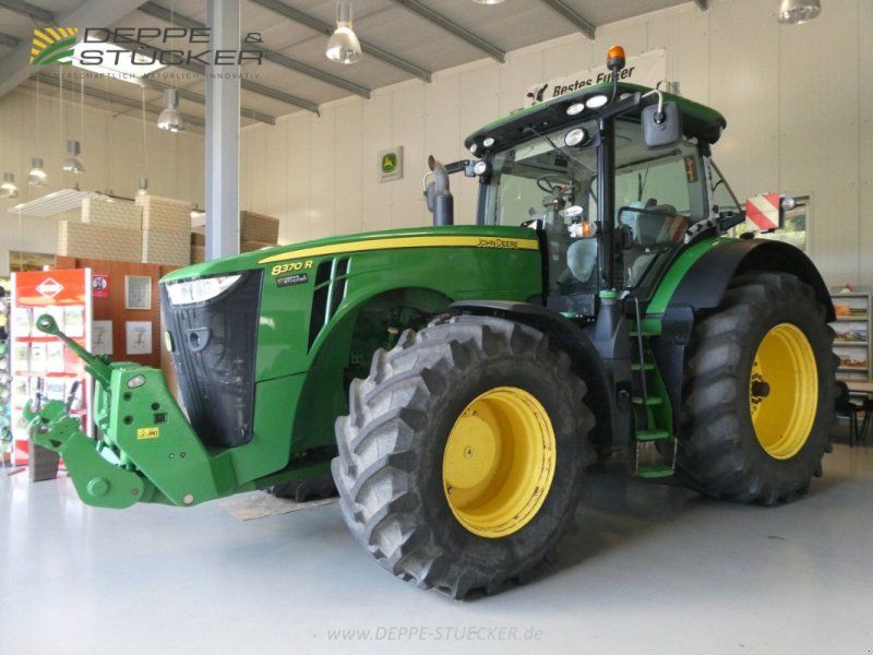 John Deere 8370R