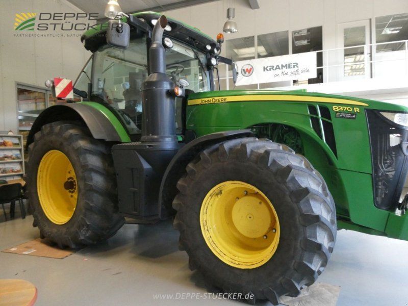 John Deere 8370R