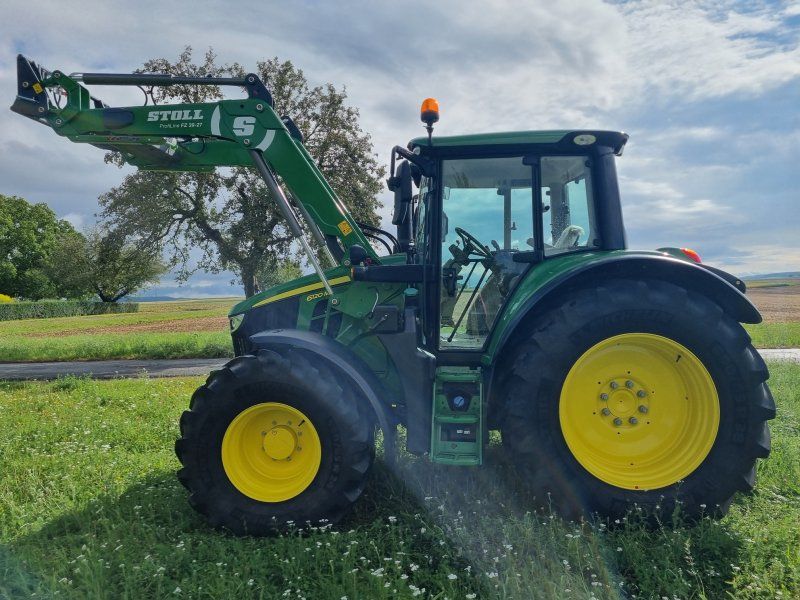 John Deere 6120M AutoPowr Frontlader a24