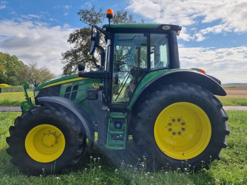 John Deere 6120M AutoPowr a40