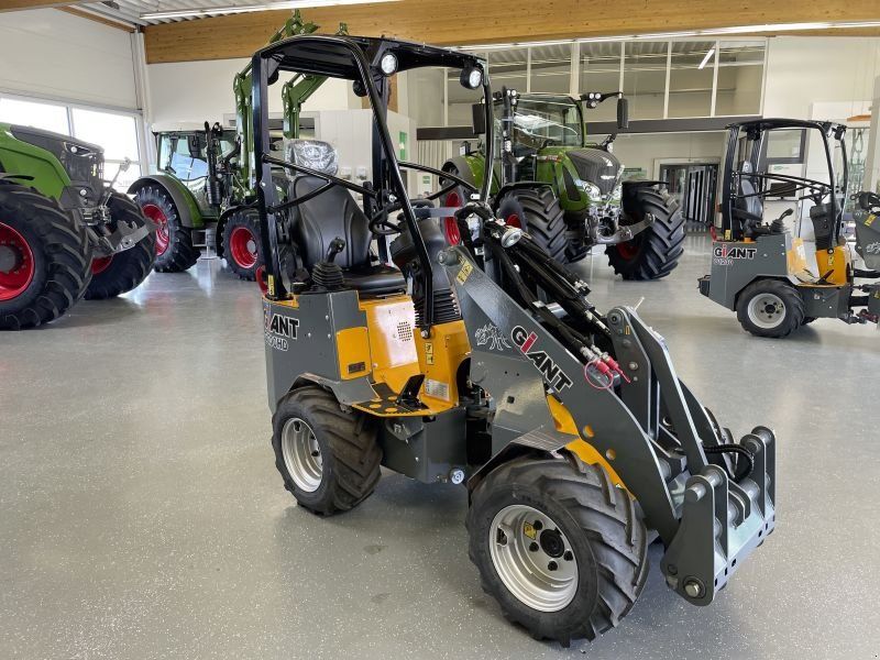 Giant G1200 HD