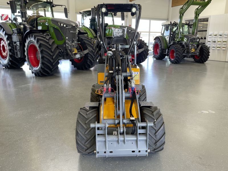Giant G1200 HD