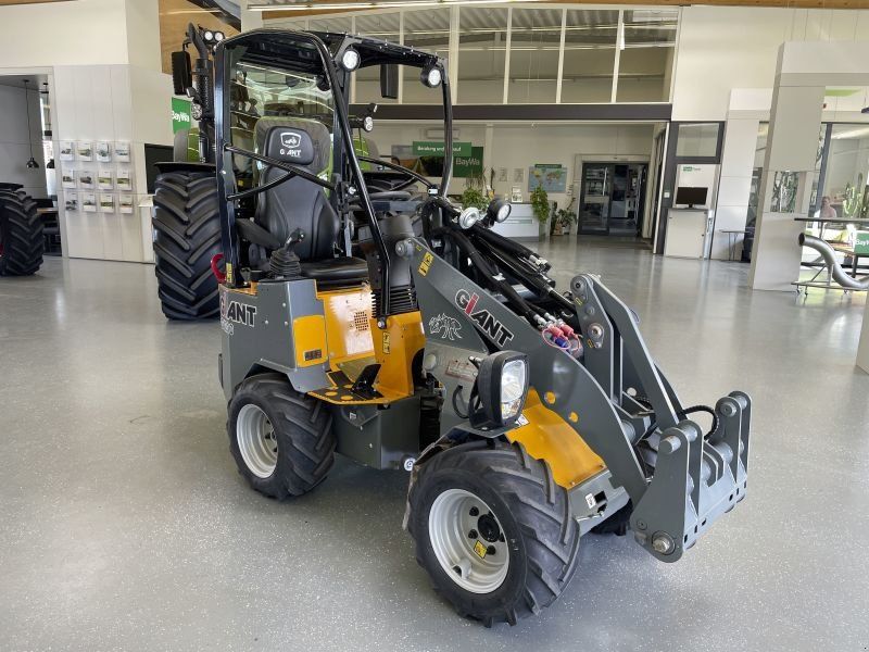 Giant G1200