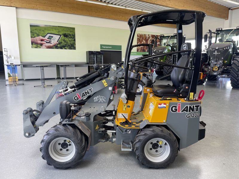 Giant G1200