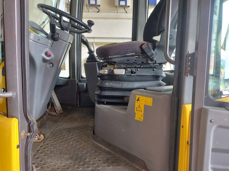 Volvo L 30 Pro, Bj.  mit neuen Breitreifen
