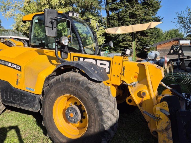 JCB 560-80 Agri Xtra