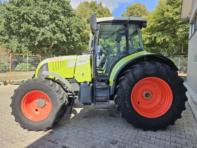 Claas ARION 630C