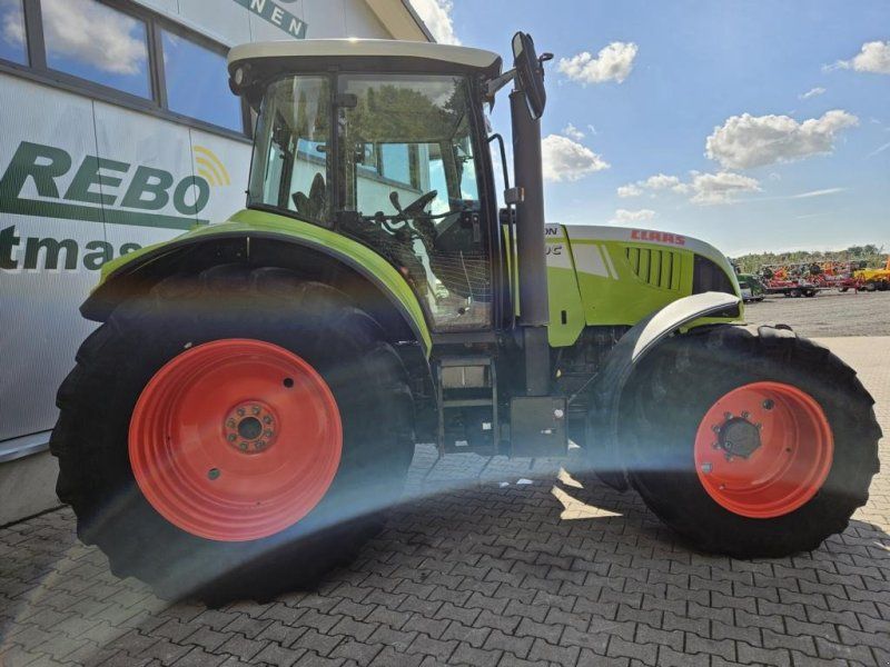 Claas ARION 630C