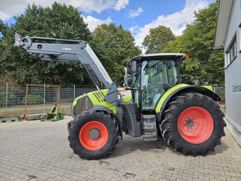 Claas ARION 620