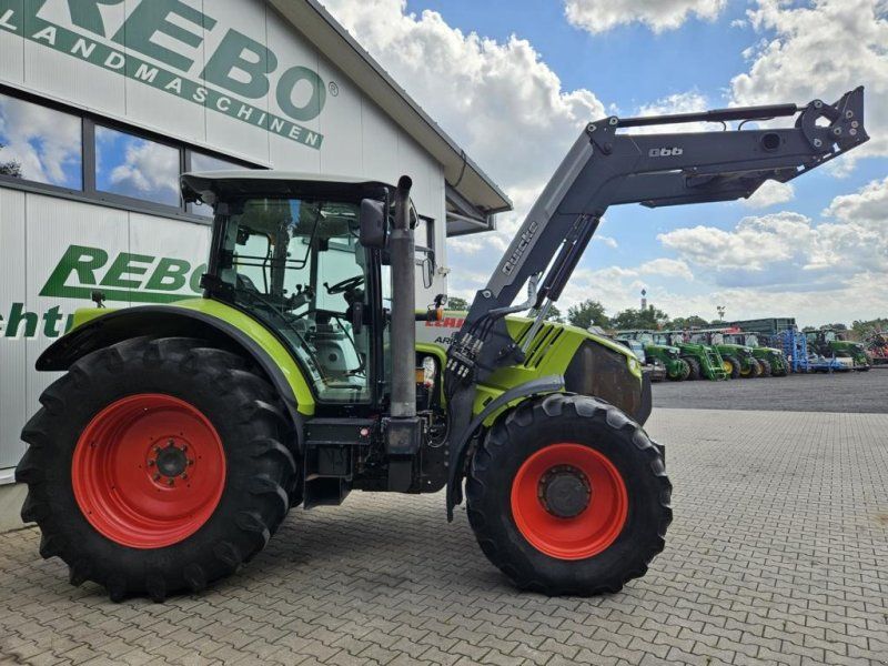 Claas ARION 620