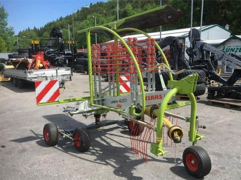 Claas Liner 420
