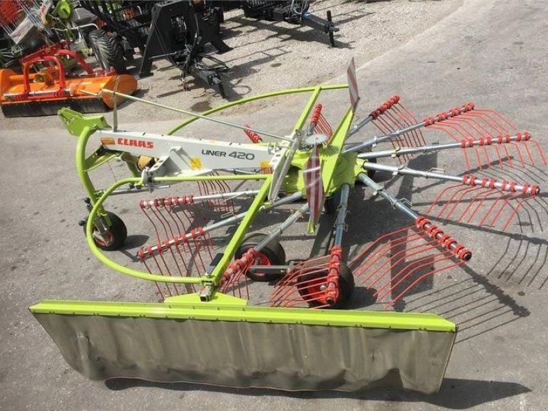 Claas Liner 420