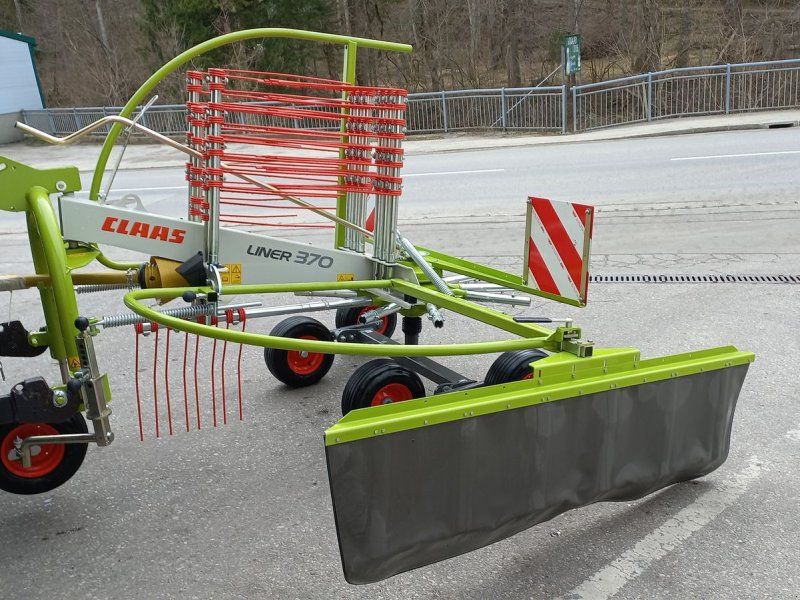 Claas Liner 370