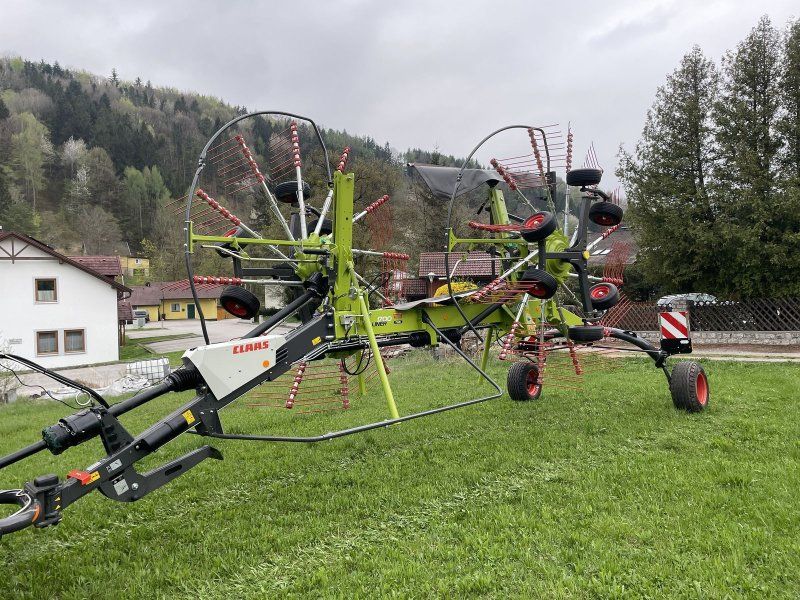 Claas Liner 1700 Twin