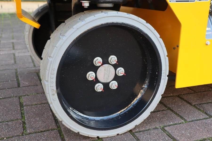 Haulotte Compact 8N Valid inspection, *Guarantee! 8m Workin